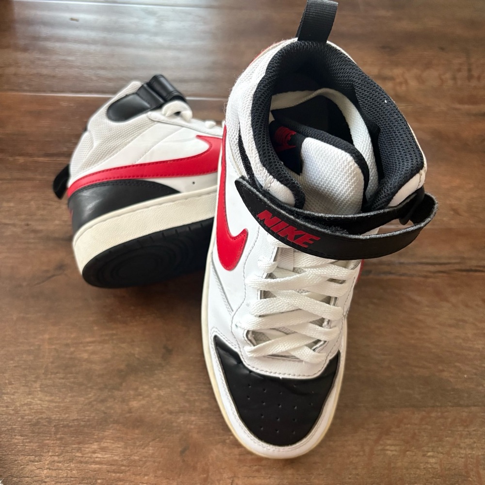 Nike Kids White Red Black High-Top‎ Sneakers with Strap